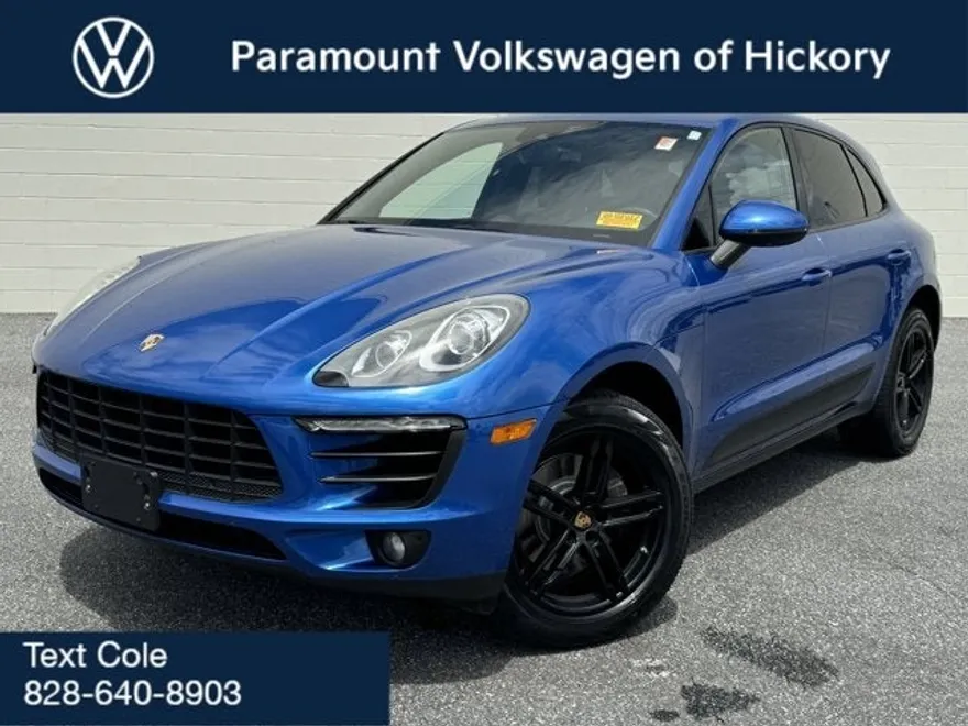 2017 Porsche Macan Base photo 1