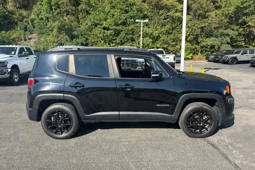 2020 Jeep Renegade Altitude photo 1