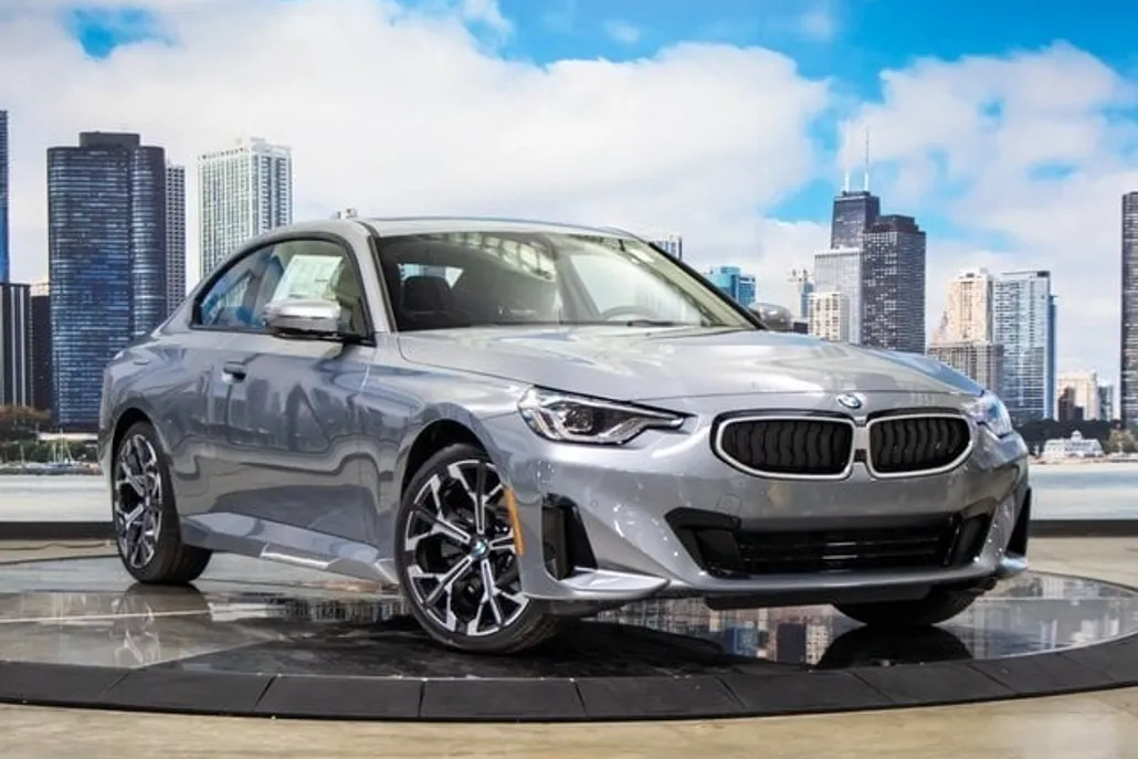 2025 Bmw 230i xDrive Coupe photo 1