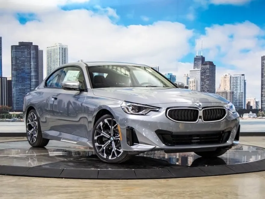 2025 Bmw 230i xDrive Coupe photo 1