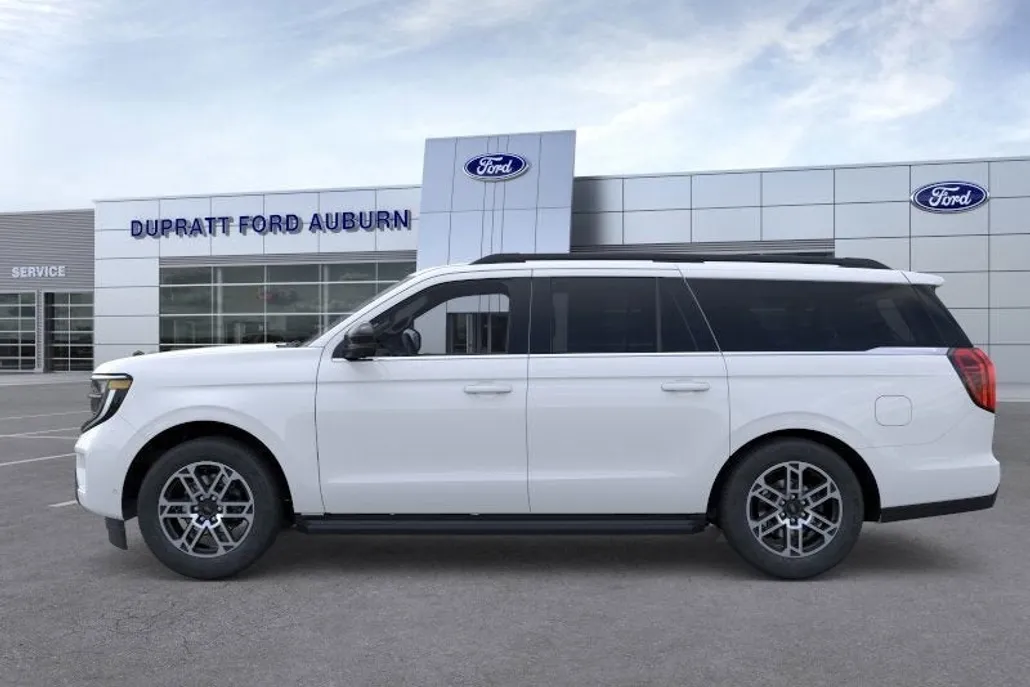 2025 Ford Expedition MAX XLT photo 1