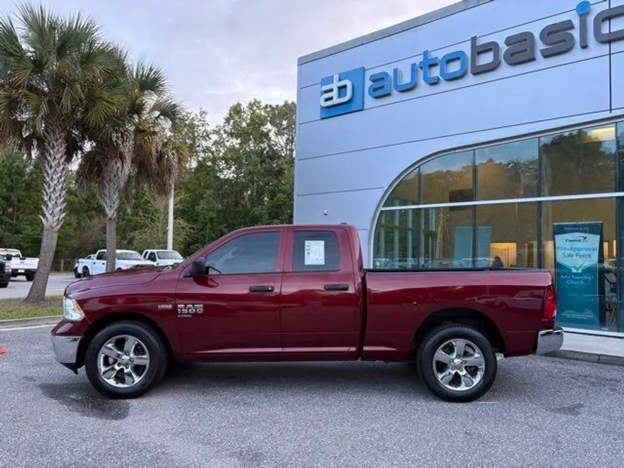 2019 Ram 1500 Classic Tradesman photo 1