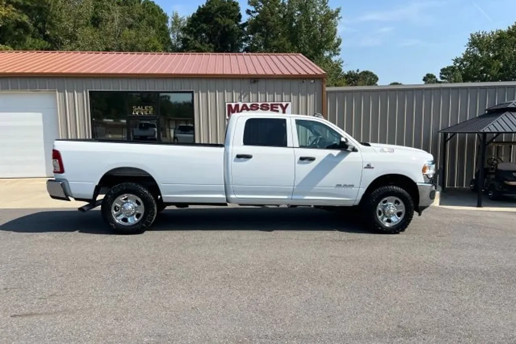 2022 Ram 2500 Tradesman photo 1