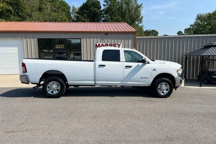 2022 Ram 2500 Tradesman photo 1