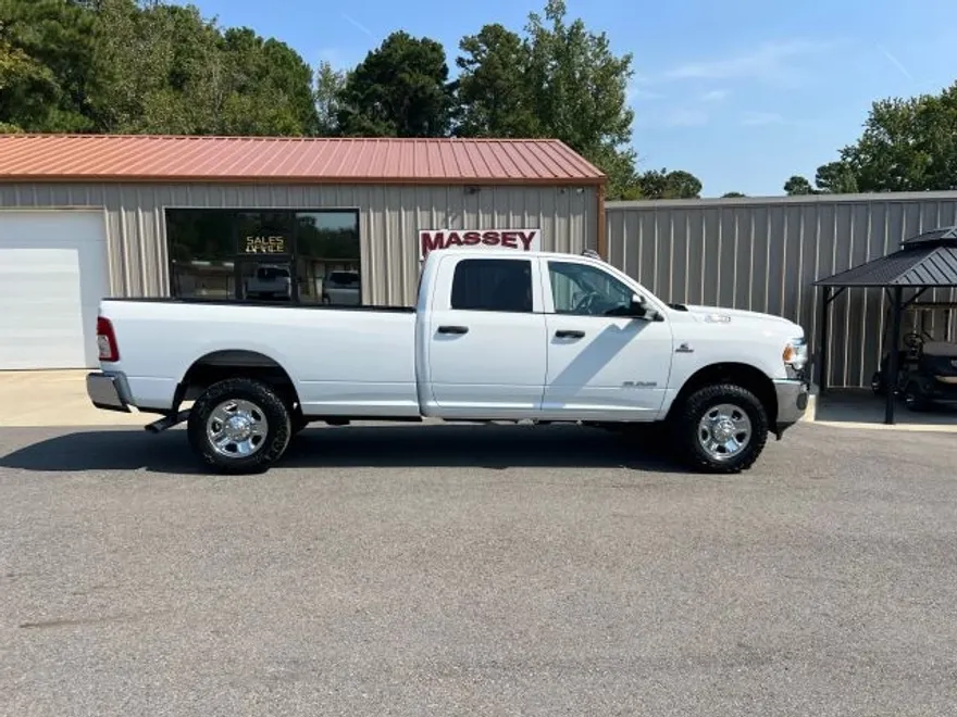 2022 Ram 2500 Tradesman photo 1