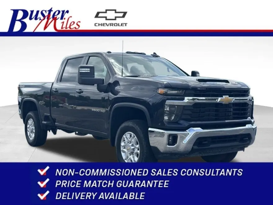 2024 Chevrolet Silverado 3500HD LT photo 1