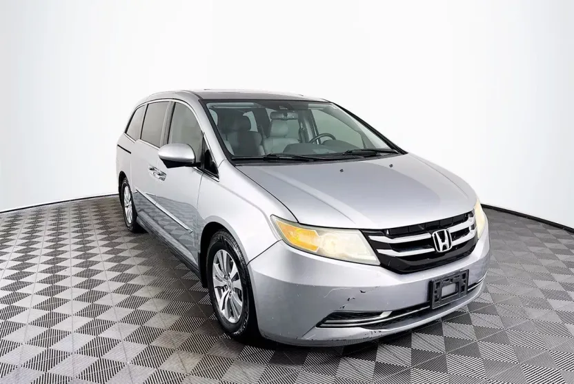 2016 Honda Odyssey EX-L photo 1
