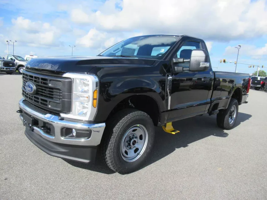2026 Ford F-350 XL photo 1