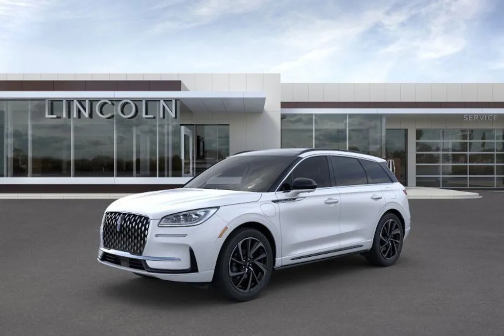 2025 Lincoln Corsair Grand Touring photo 1