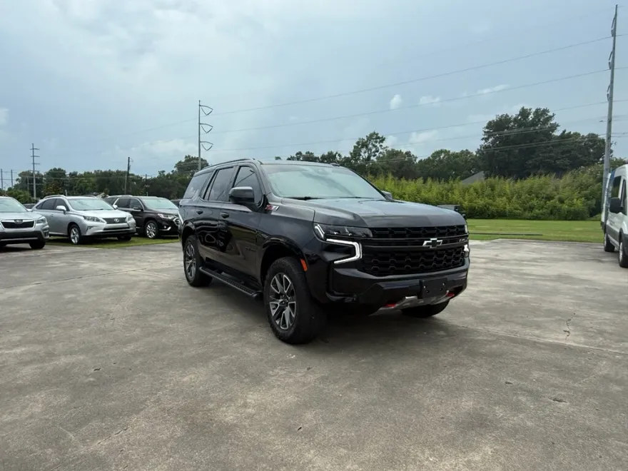 2024 Chevrolet Tahoe Z71 photo 1