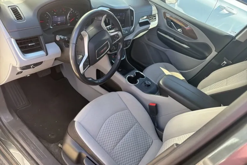 2020 Gmc Terrain SLE photo 1