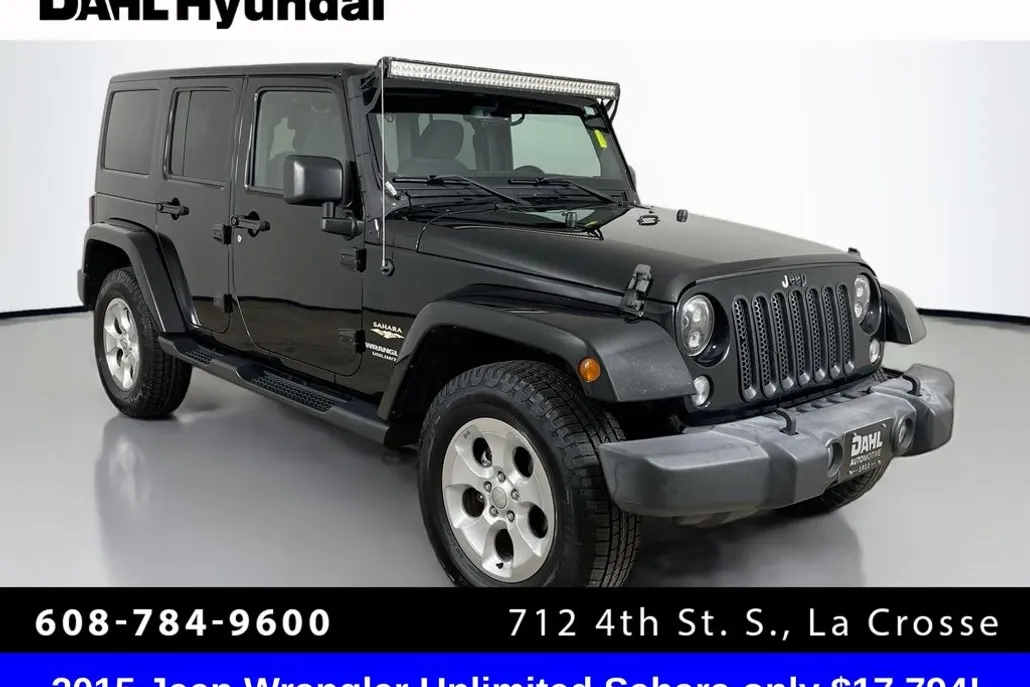2015 Jeep Wrangler Unlimited Sahara photo 1