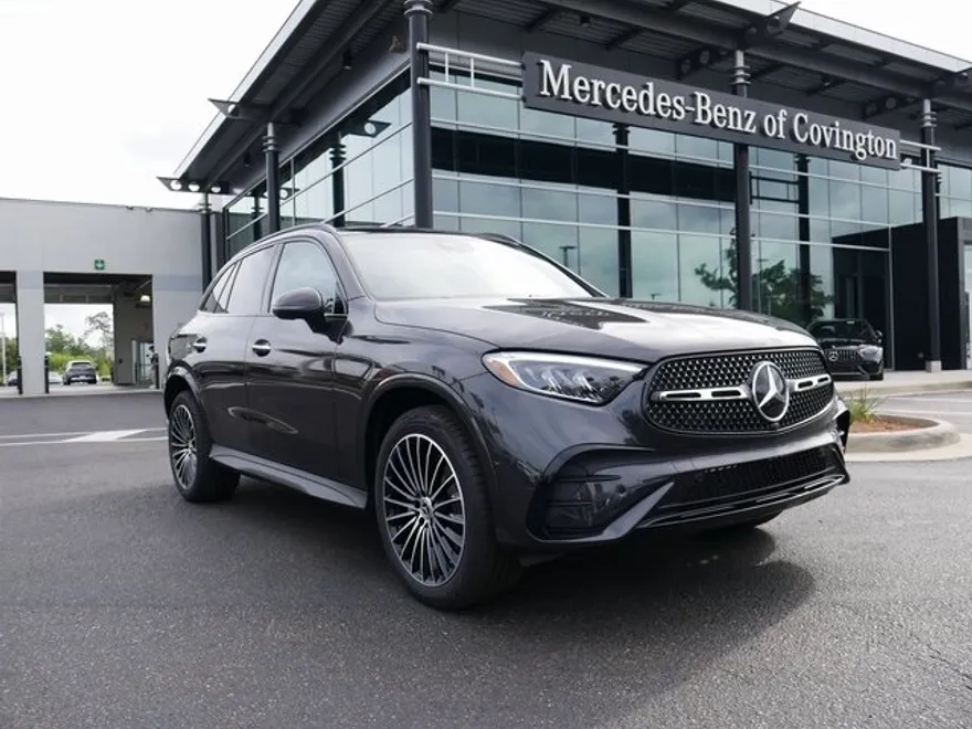 2025 Mercedes Benz GLC 300 photo 1