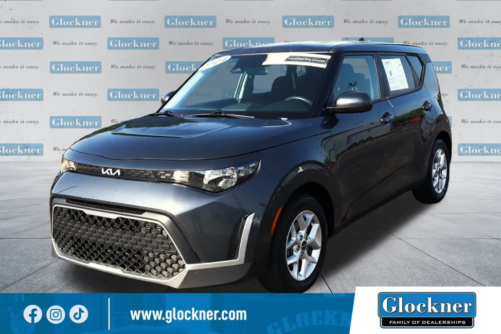 2024 Kia Soul LX photo 1