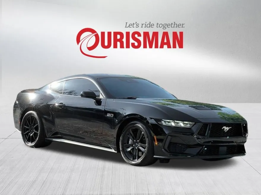 2024 Ford Mustang GT photo 1