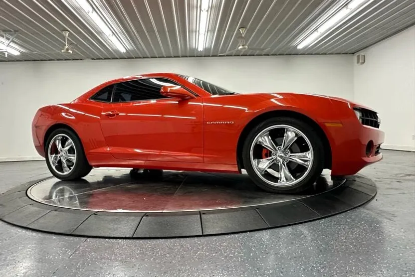 2011 Chevrolet Camaro 2LT Coupe photo 1