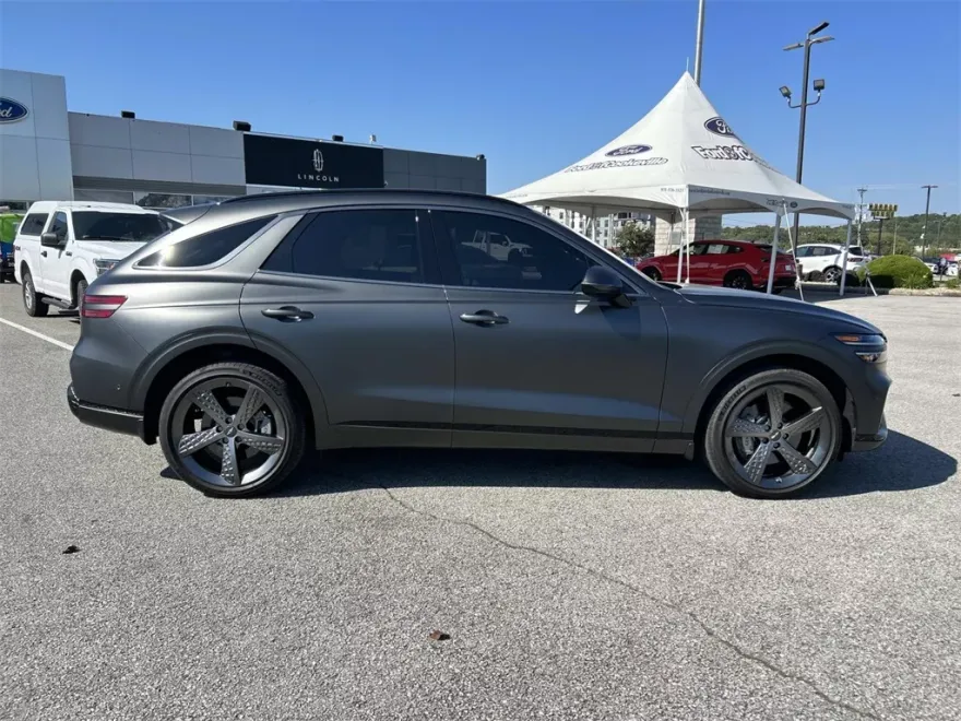2024 Genesis GV70 2.5T photo 1