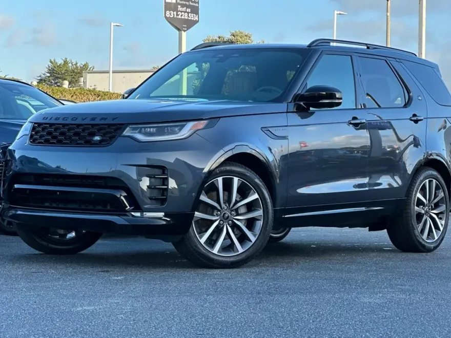 2025 Land Rover Discovery SE photo 1