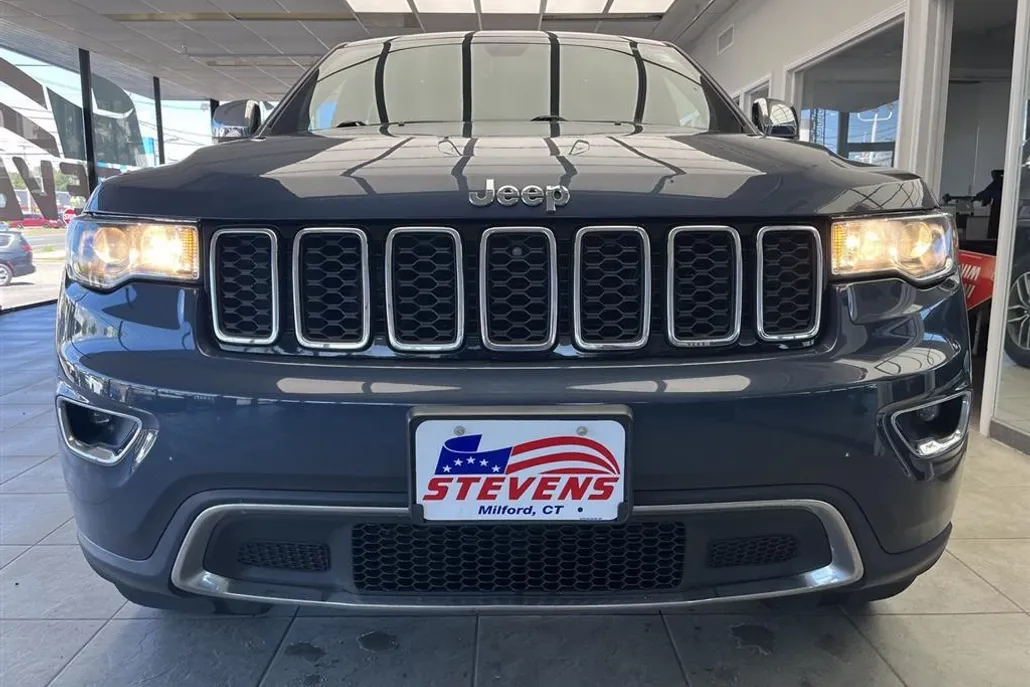 2019 Jeep Grand Cherokee Limited photo 1