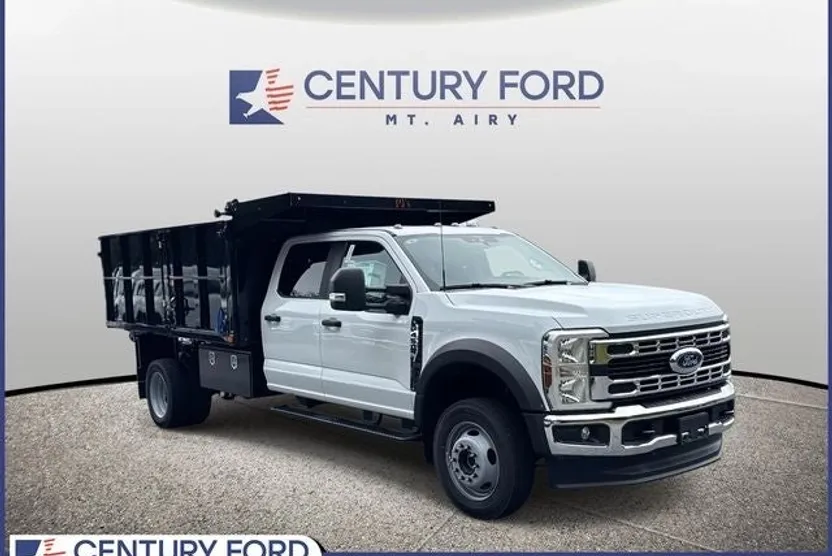 2025 Ford F-450 photo 1