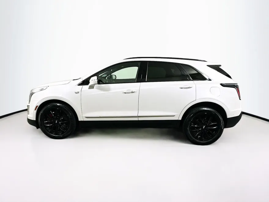 2023 Cadillac XT5 Sport photo 1