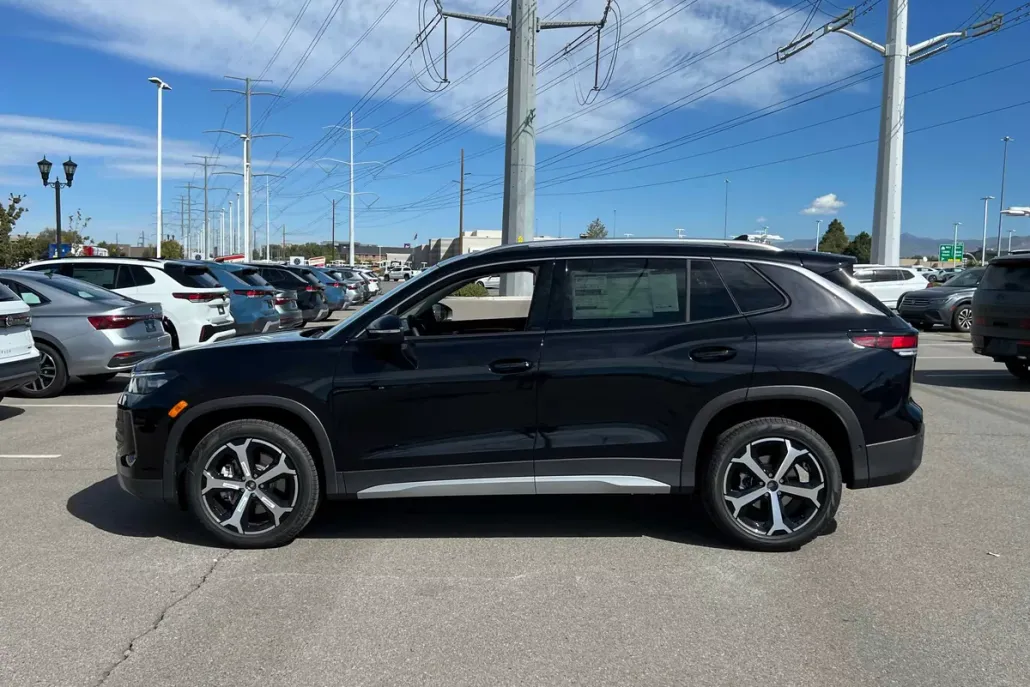 2025 Volkswagen Tiguan SE photo 1