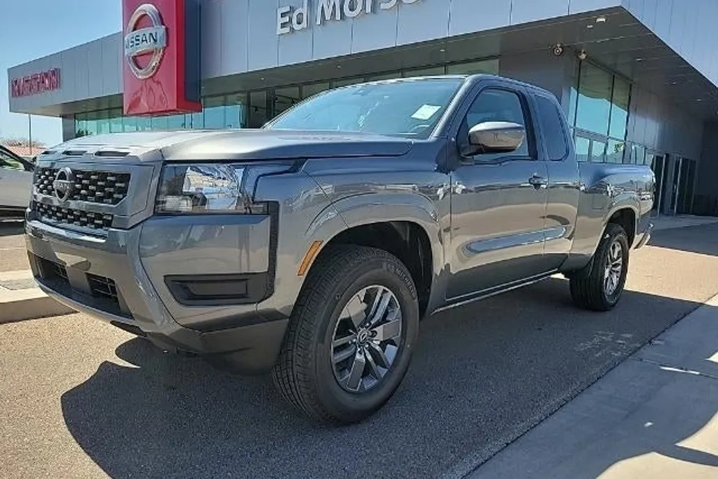 2025 Nissan Frontier King Cab SV photo 1