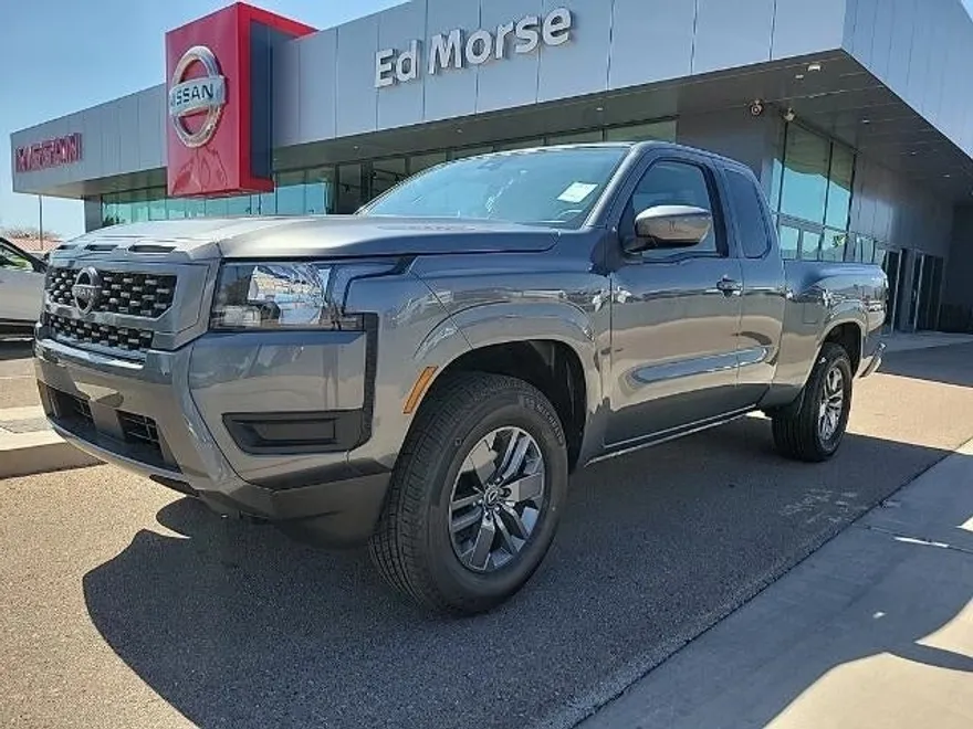 2025 Nissan Frontier King Cab SV photo 1