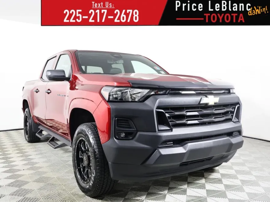 2024 Chevrolet Colorado Work Truck photo 1