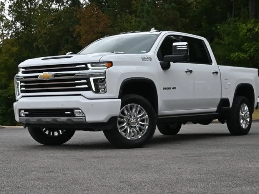 2022 Chevrolet Silverado 3500HD High Country photo 1