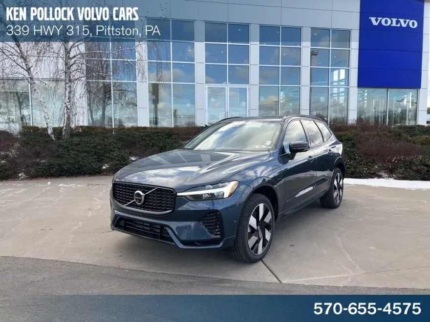 2025 Volvo XC60 T8 Plus photo 1