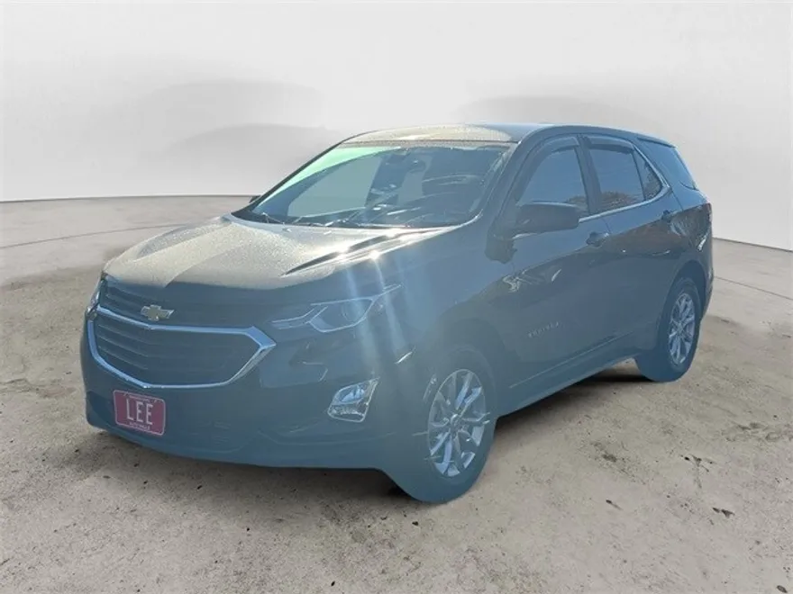 2021 Chevrolet Equinox LT photo 1