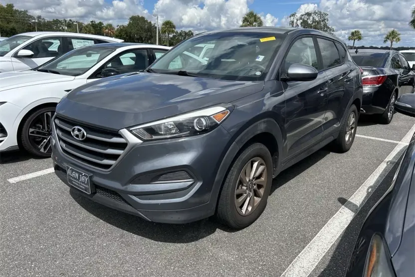 2018 Hyundai Tucson SE photo 1