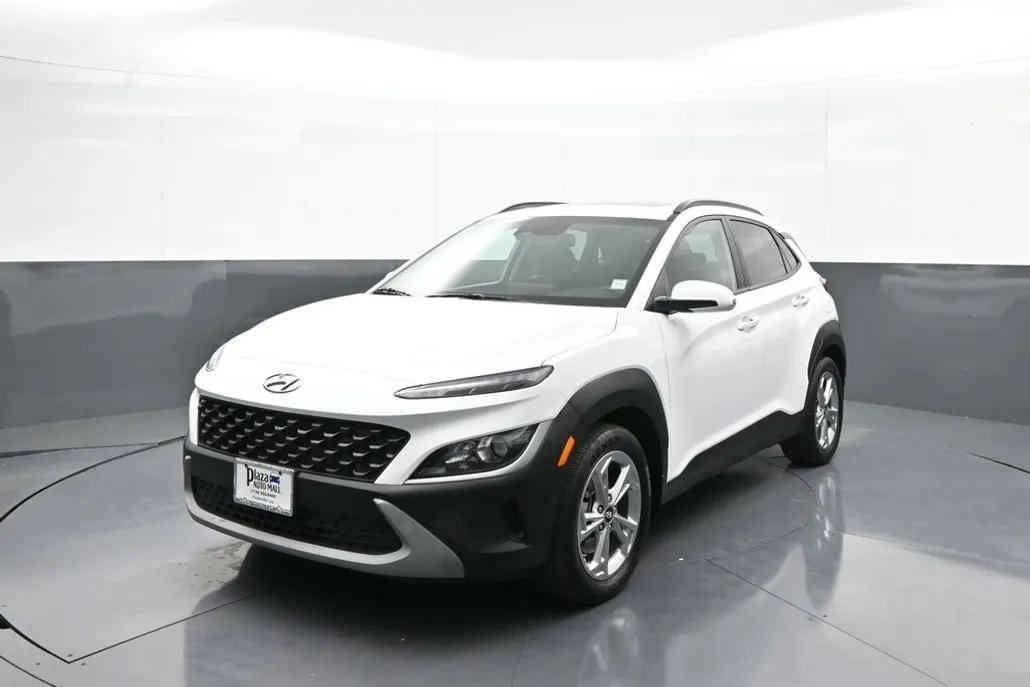 2023 Hyundai Kona SEL photo 1