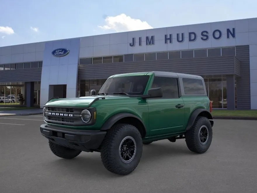 2025 Ford Bronco Base photo 1