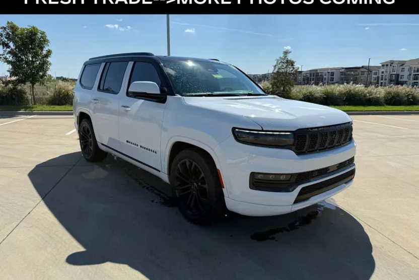 2022 Jeep Grand Wagoneer II Obsidian photo 1