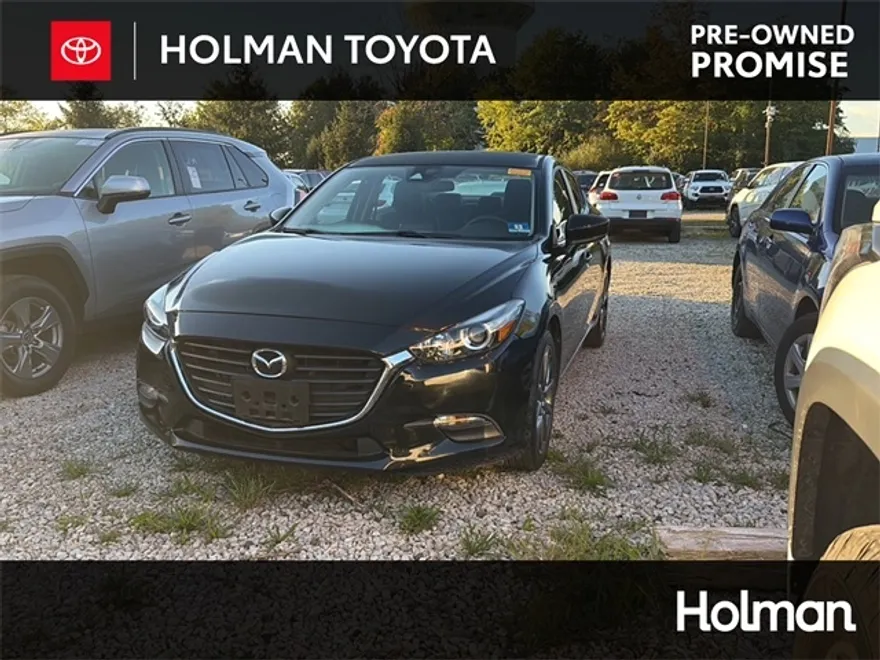 2018 Mazda Mazda3 Touring photo 1
