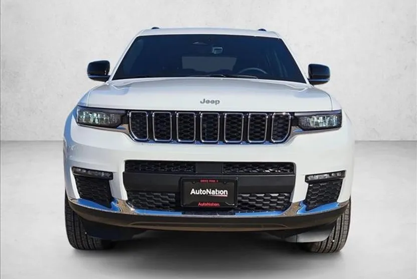 2025 Jeep Grand Cherokee Limited photo 1