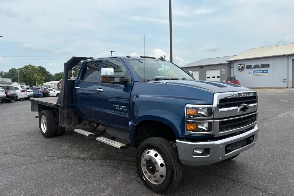 2019 Chevrolet Silverado 4500HD photo 1