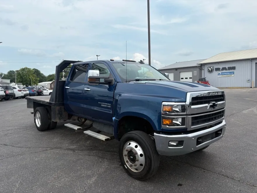 2019 Chevrolet Silverado 4500HD photo 1