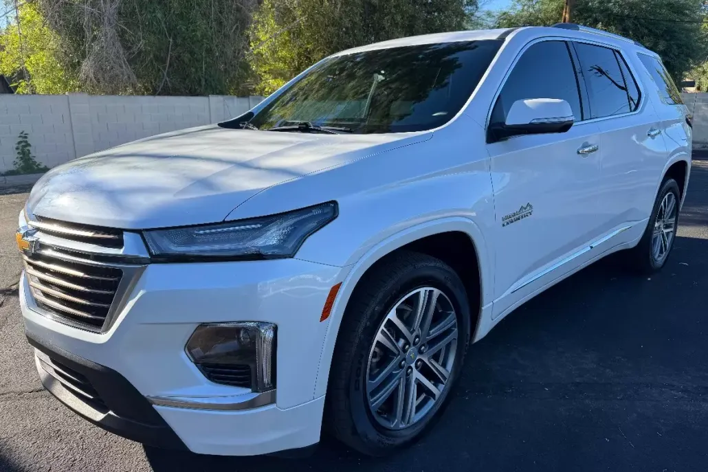 2023 Chevrolet Traverse High Country photo 1