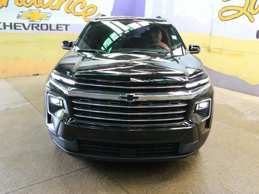 2026 Chevrolet Traverse photo 1
