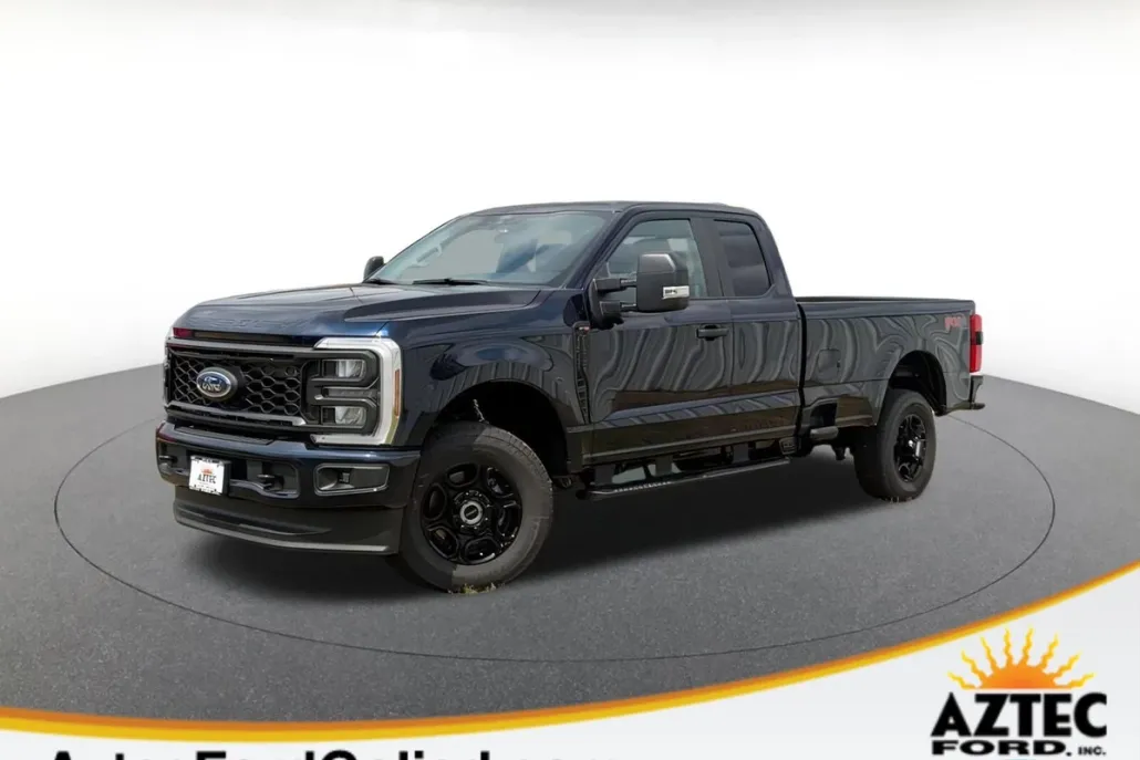 2025 Ford F-350 XL photo 1