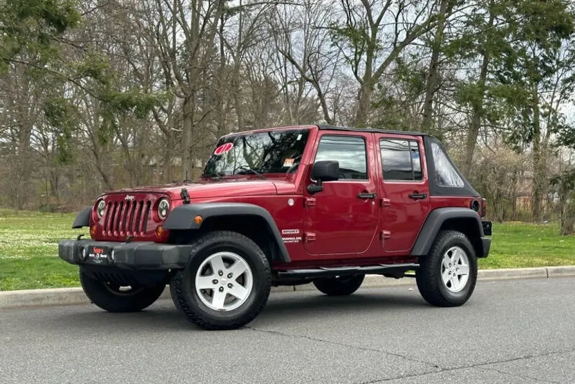 2011 Jeep Wrangler Unlimited Sport photo 1