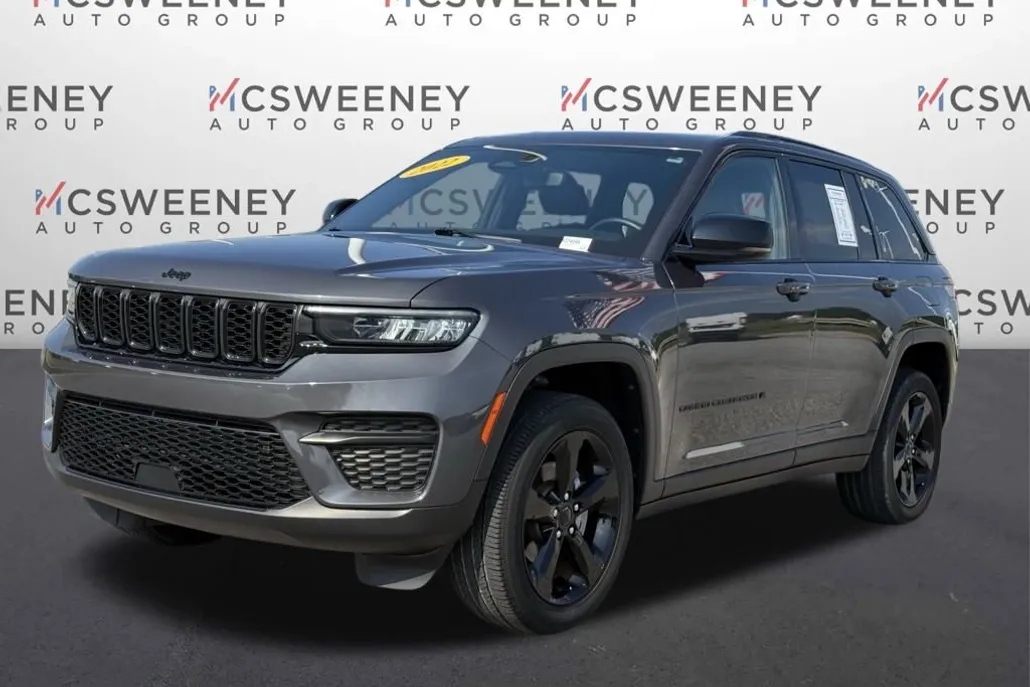 2022 Jeep Grand Cherokee Altitude photo 1