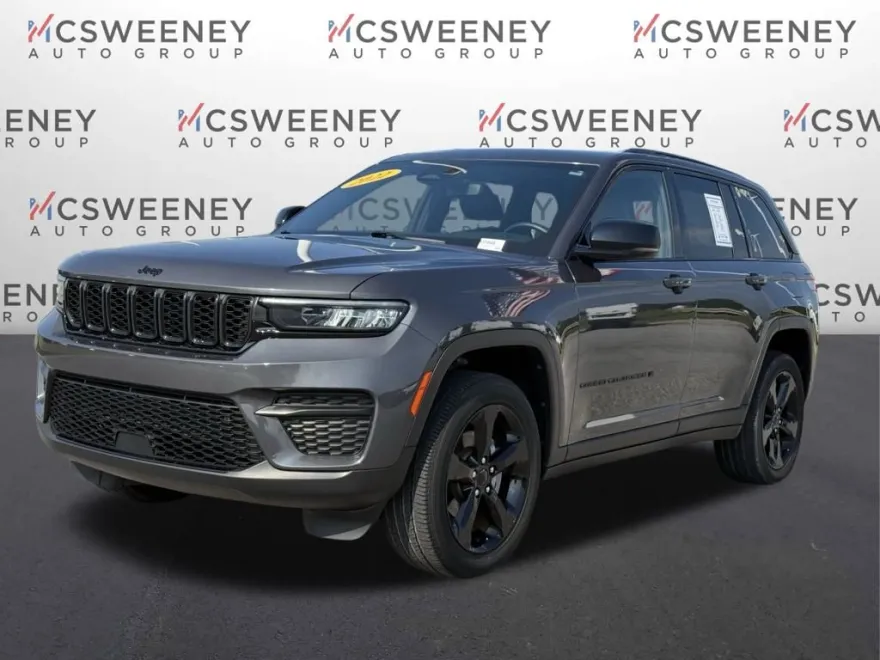 2022 Jeep Grand Cherokee Altitude photo 1