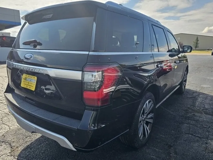 2021 Ford Expedition Platinum photo 1