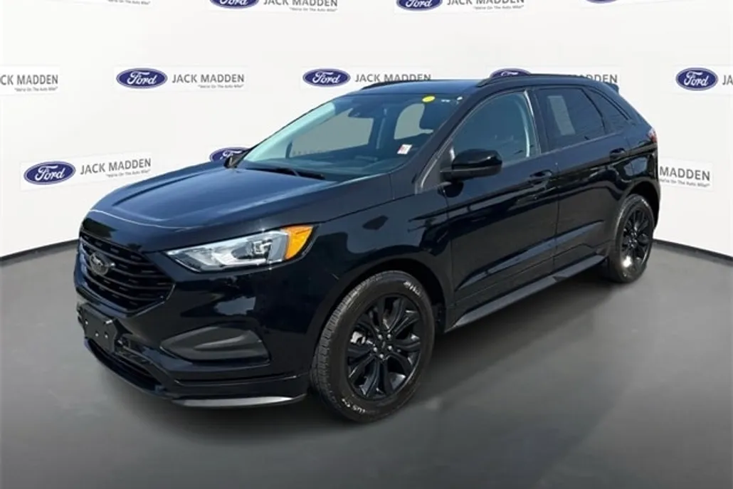 2022 Ford Edge SE photo 1