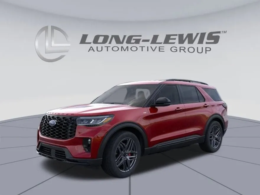 2025 Ford Explorer ST-Line photo 1