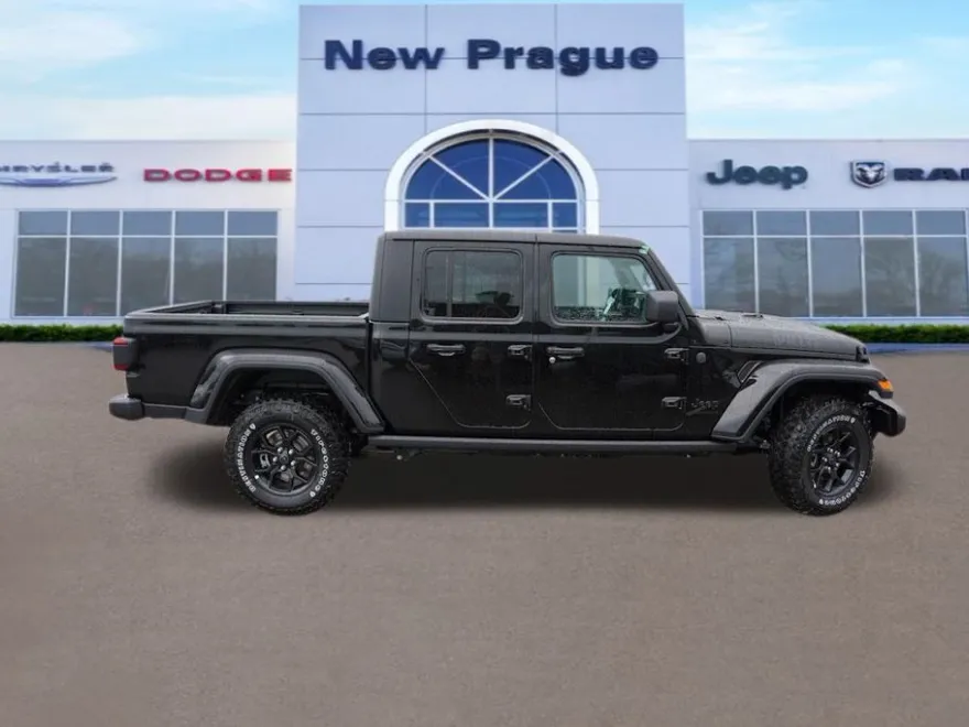 2025 Jeep Gladiator Willys photo 1